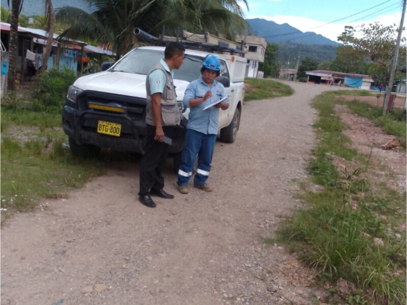 𝐓𝐑𝐀𝐁𝐀𝐉𝐀𝐃𝐎𝐑𝐄𝐒 𝐃𝐄 𝐄𝐋𝐄𝐂𝐓𝐑𝐎𝐂𝐄𝐍𝐓𝐑𝐎 𝐂𝐎𝐋𝐎𝐂𝐀𝐑𝐀𝐍 𝐔𝐍 𝐌𝐄𝐃𝐈𝐃𝐎𝐑 𝐀𝐋 𝐋𝐎𝐂𝐀𝐋 𝐃𝐄𝐋 𝐌𝐄𝐑𝐂𝐀𝐃𝐈𝐋𝐋𝐎 𝐌𝐔𝐍𝐈𝐂𝐈𝐏𝐀𝐋 𝐃𝐄 𝐏𝐔𝐂𝐀𝐘𝐀𝐂𝐔 𝐏𝐀𝐑𝐀 𝐒𝐔 𝐁𝐔𝐄𝐍 𝐅𝐔𝐍𝐂𝐈𝐎𝐍𝐀𝐌𝐈𝐄𝐍𝐓𝐎.